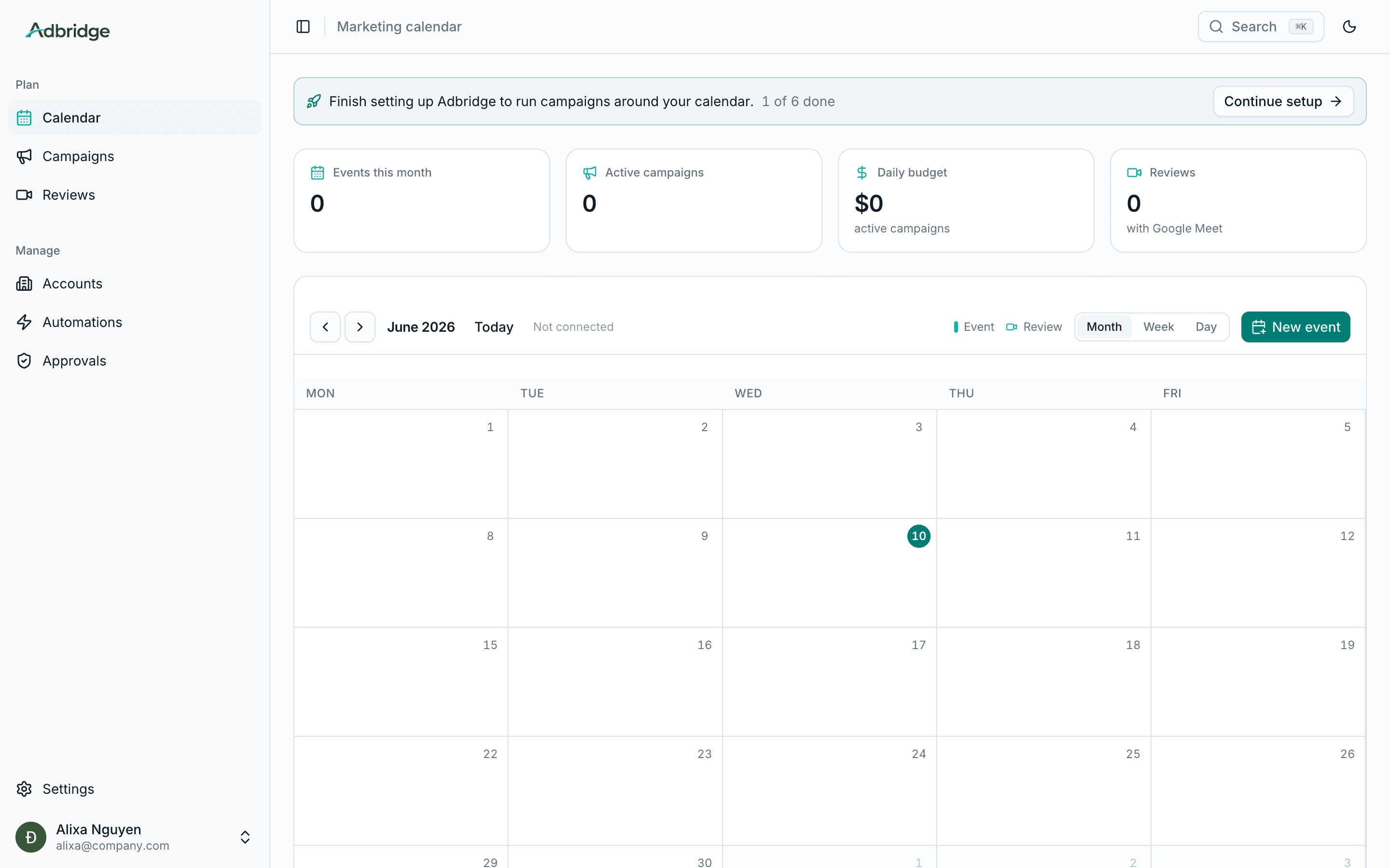 App screenshot: marketing calendar with scheduled campaigns